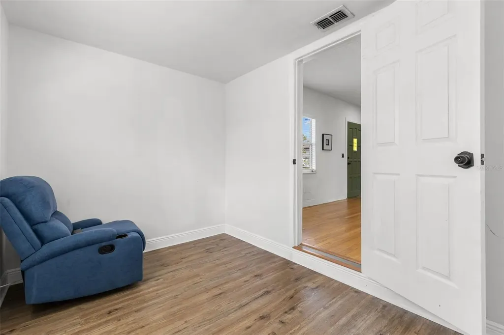 1112 W Peninsular Street Tampa FL 33603