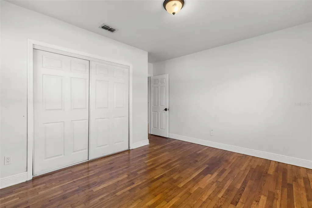 1112 W Peninsular Street Tampa FL 33603