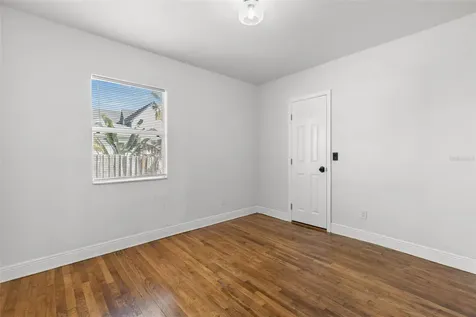 1112 W Peninsular Street Tampa FL 33603