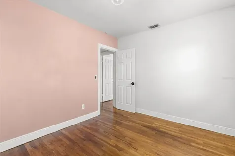 1112 W Peninsular Street Tampa FL 33603