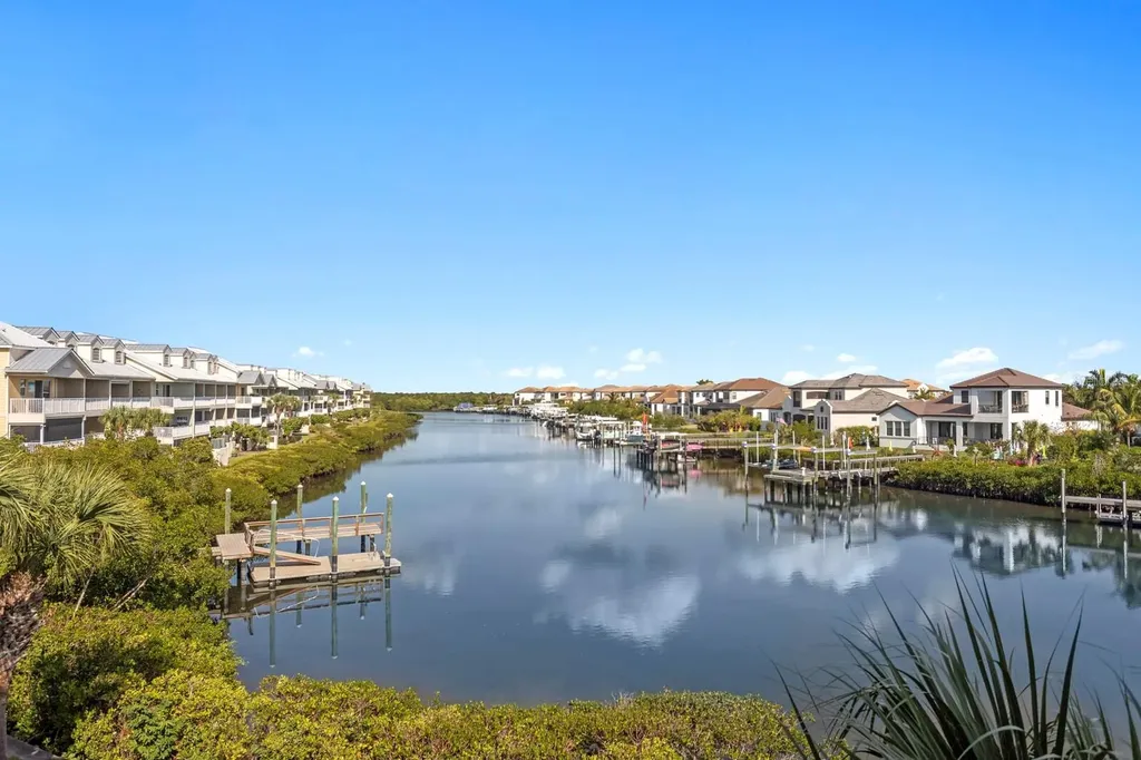 457 Bahia Beach Boulevard Ruskin FL 33570