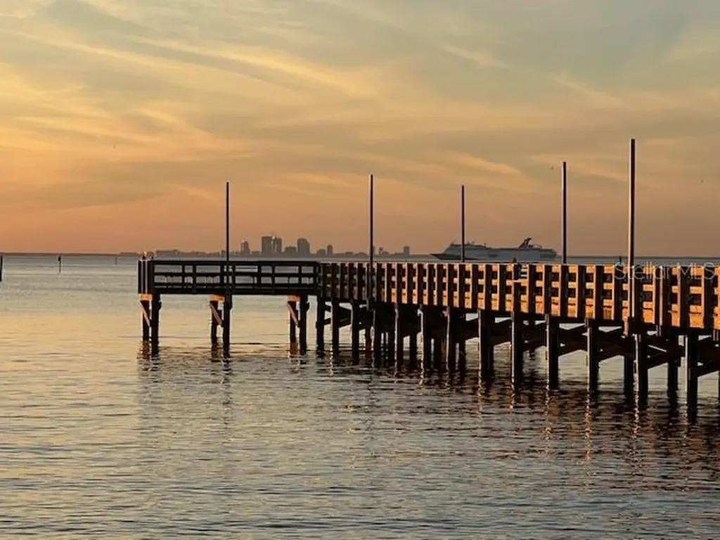 457 Bahia Beach Boulevard Ruskin FL 33570