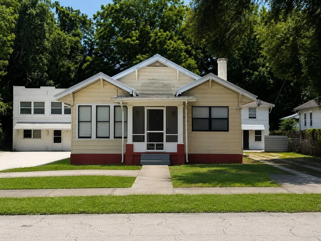 514 Avenue C NE Winter Haven FL 33881