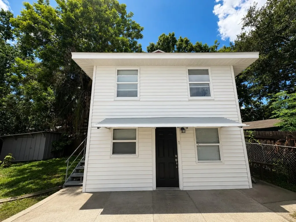 514 Avenue C NE Winter Haven FL 33881
