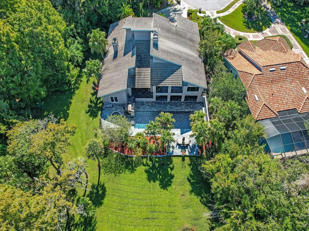 1609 Hampton Court Safety Harbor FL 34695