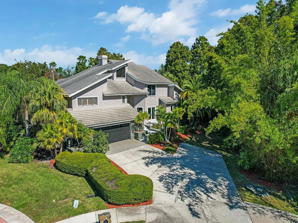 1609 Hampton Court Safety Harbor FL 34695