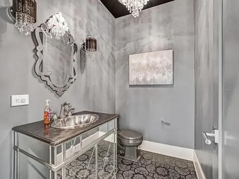 1609 Hampton Court Safety Harbor FL 34695