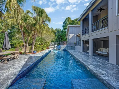 1609 Hampton Court Safety Harbor FL 34695