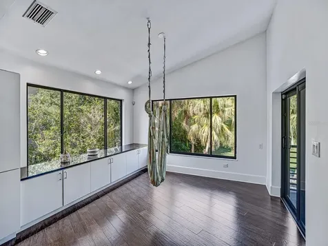 1609 Hampton Court Safety Harbor FL 34695