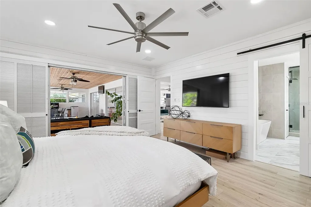 703 Whitfield Avenue Sarasota FL 34243