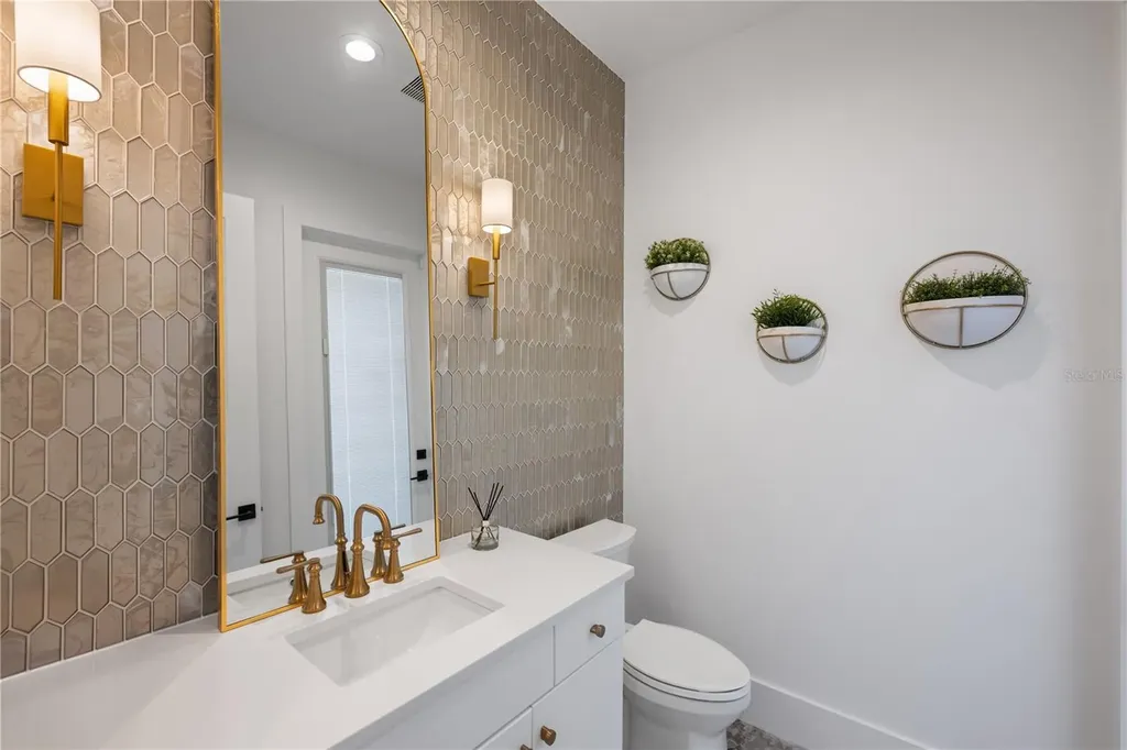 2015 N Park Avenue Winter Park FL 32789