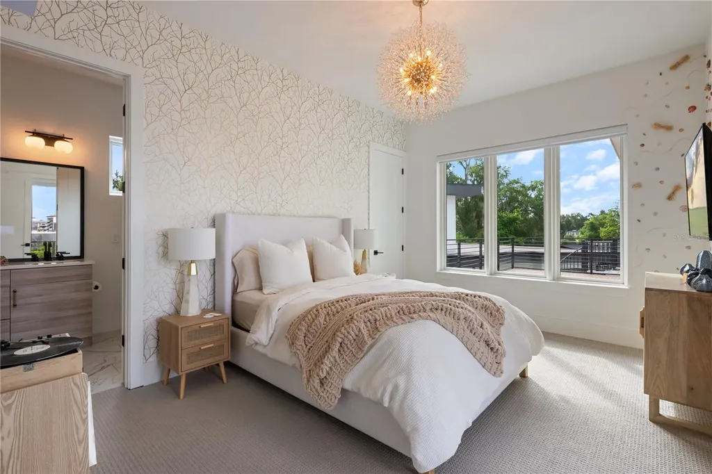 2015 N Park Avenue Winter Park FL 32789