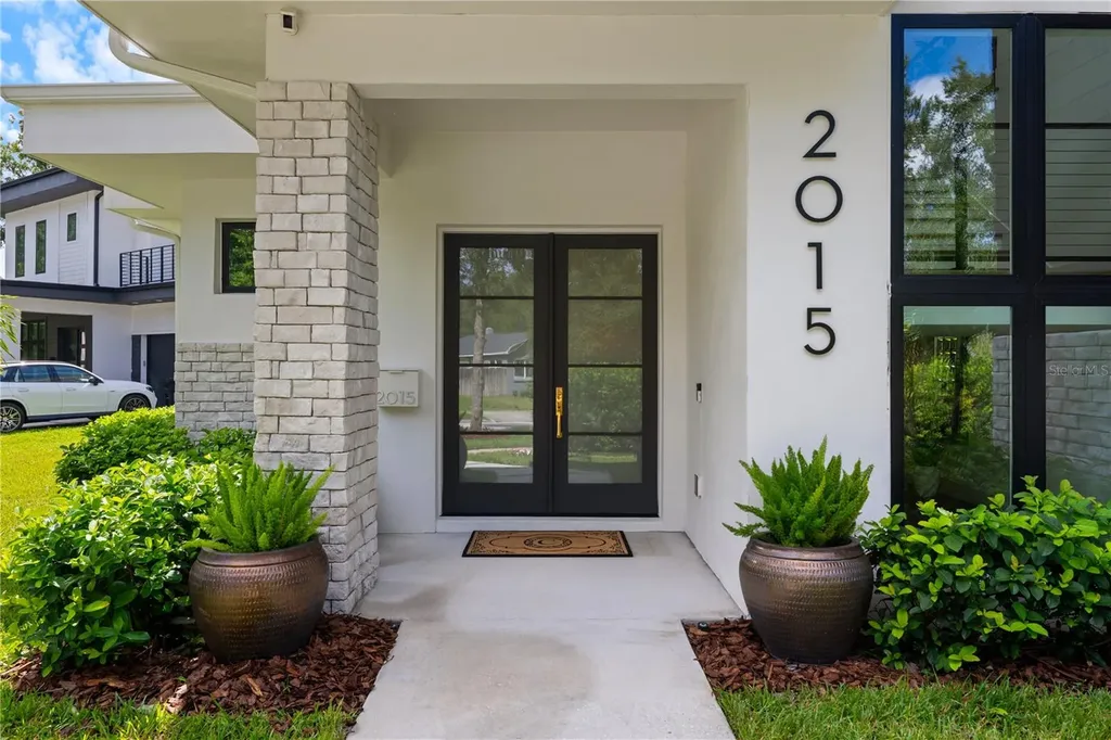 2015 N Park Avenue Winter Park FL 32789