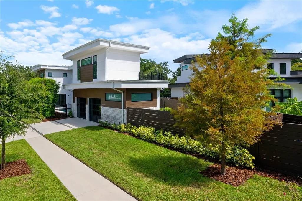 2015 N Park Avenue Winter Park FL 32789