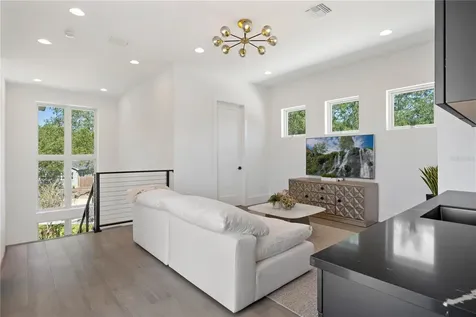 2015 N Park Avenue Winter Park FL 32789