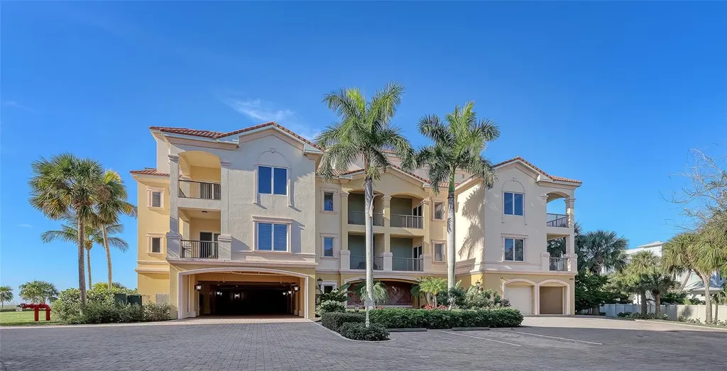 4995 Gulf Of Mexico Drive Longboat Key FL 34228
