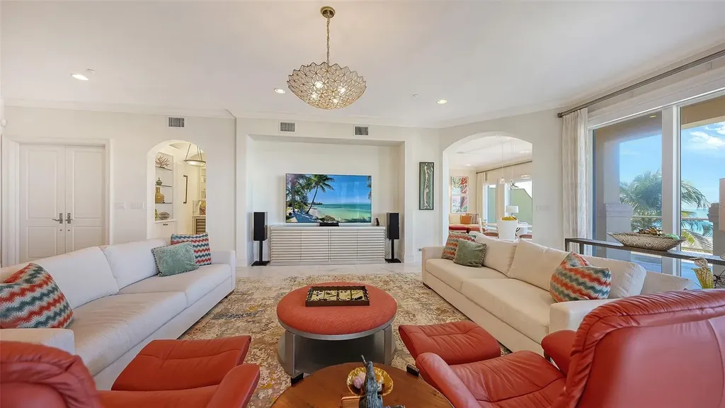 4995 Gulf Of Mexico Drive Longboat Key FL 34228