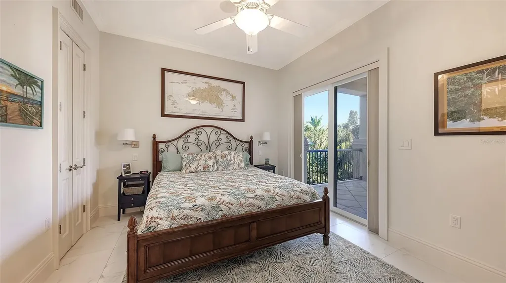 4995 Gulf Of Mexico Drive Longboat Key FL 34228