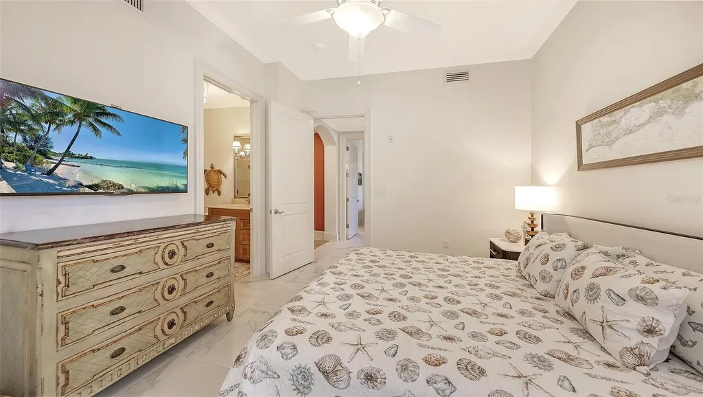 4995 Gulf Of Mexico Drive Longboat Key FL 34228