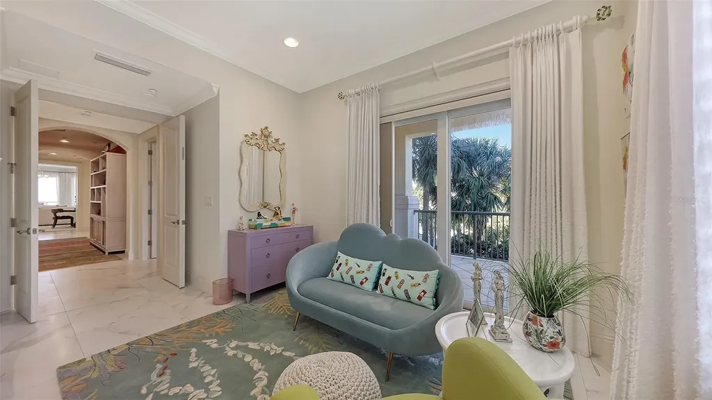 4995 Gulf Of Mexico Drive Longboat Key FL 34228