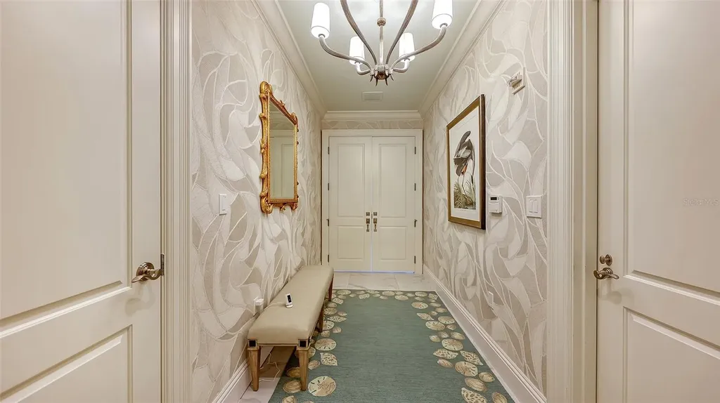 4995 Gulf Of Mexico Drive Longboat Key FL 34228