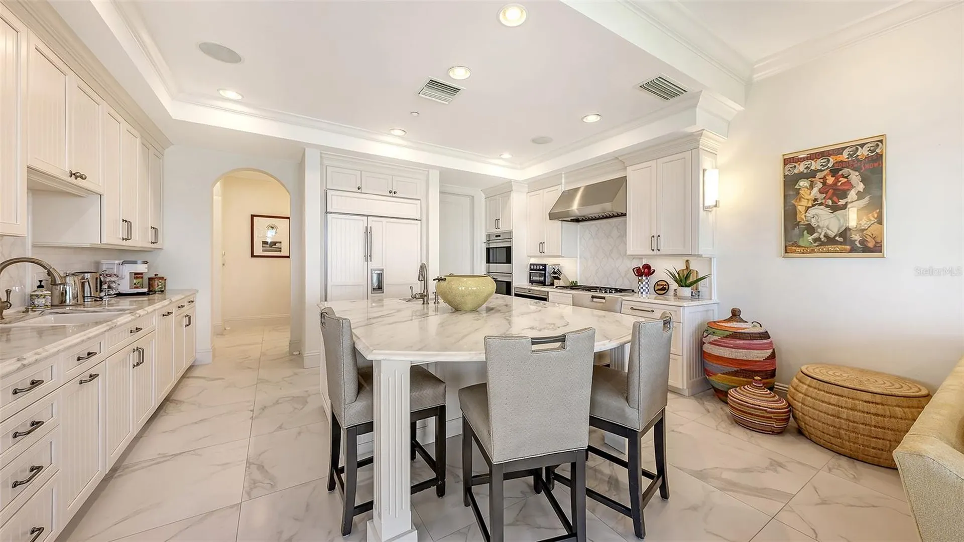 4995 Gulf Of Mexico Drive Longboat Key FL 34228