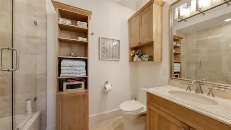 4995 Gulf Of Mexico Drive Longboat Key FL 34228