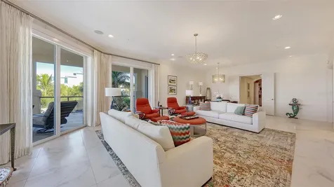 4995 Gulf Of Mexico Drive Longboat Key FL 34228