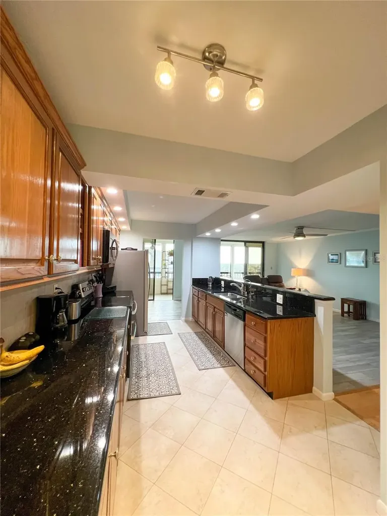 14810 Rue De Bayonne Clearwater FL 33762