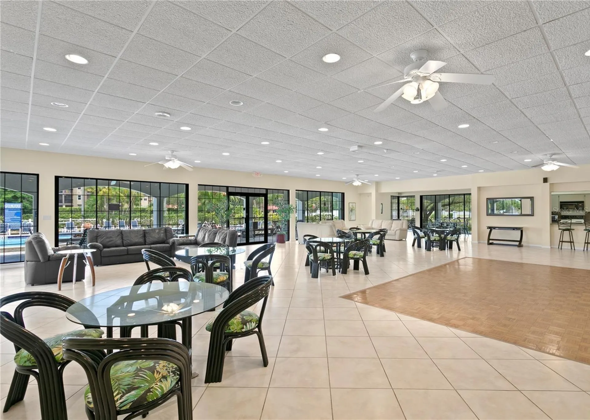 14810 Rue De Bayonne Clearwater FL 33762