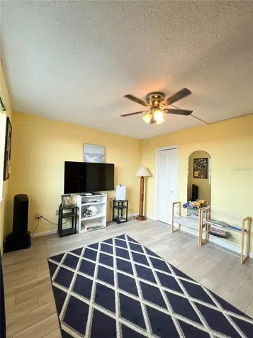 14810 Rue De Bayonne Clearwater FL 33762