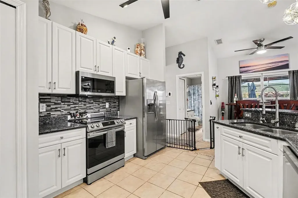 306 NE 29th Terrace Cape Coral FL 33909