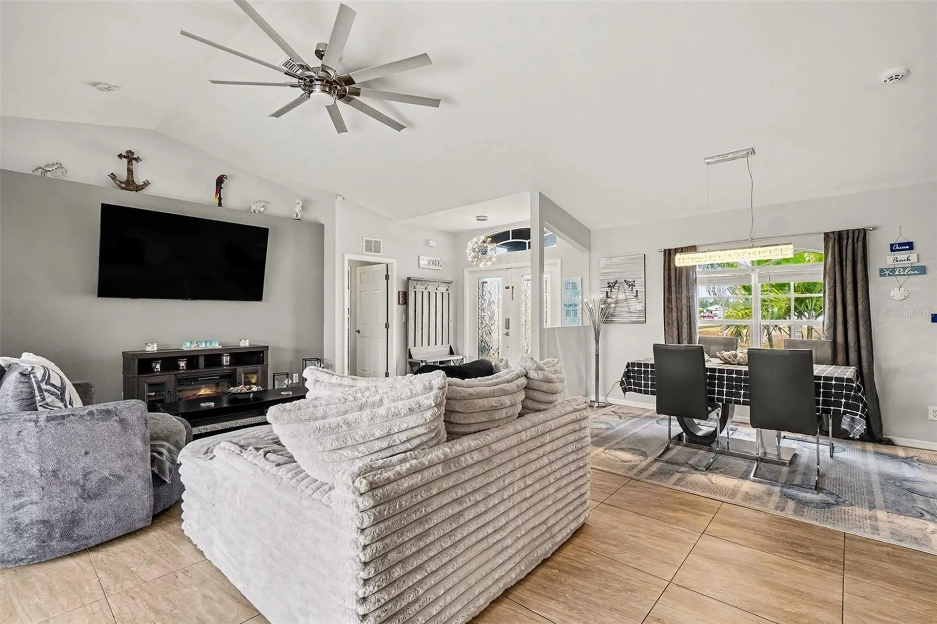 306 NE 29th Terrace Cape Coral FL 33909