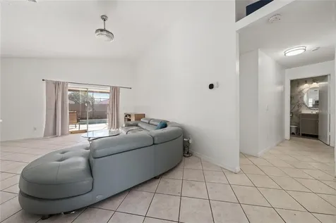 2044 Donegan Place Orlando FL 32826