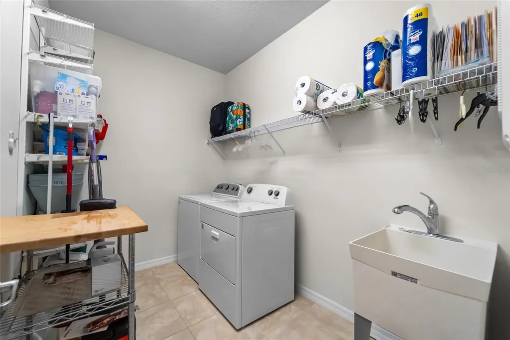 6306 Kenava Loop Palmetto FL 34221