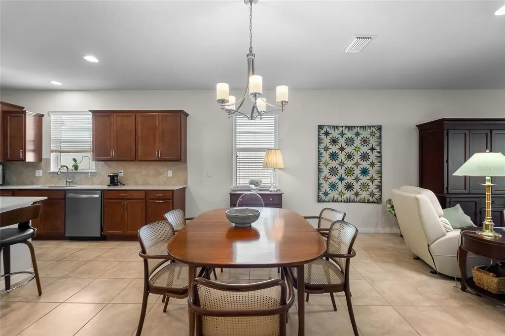 6306 Kenava Loop Palmetto FL 34221