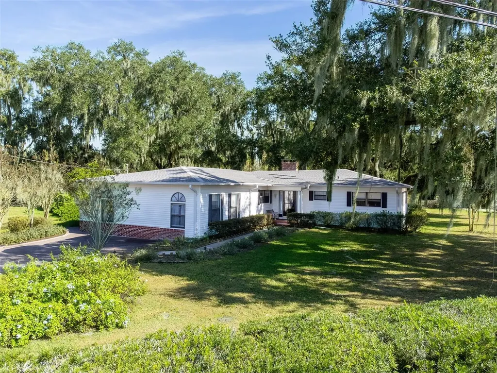 3802 C A Bugg Road Plant City FL 33567