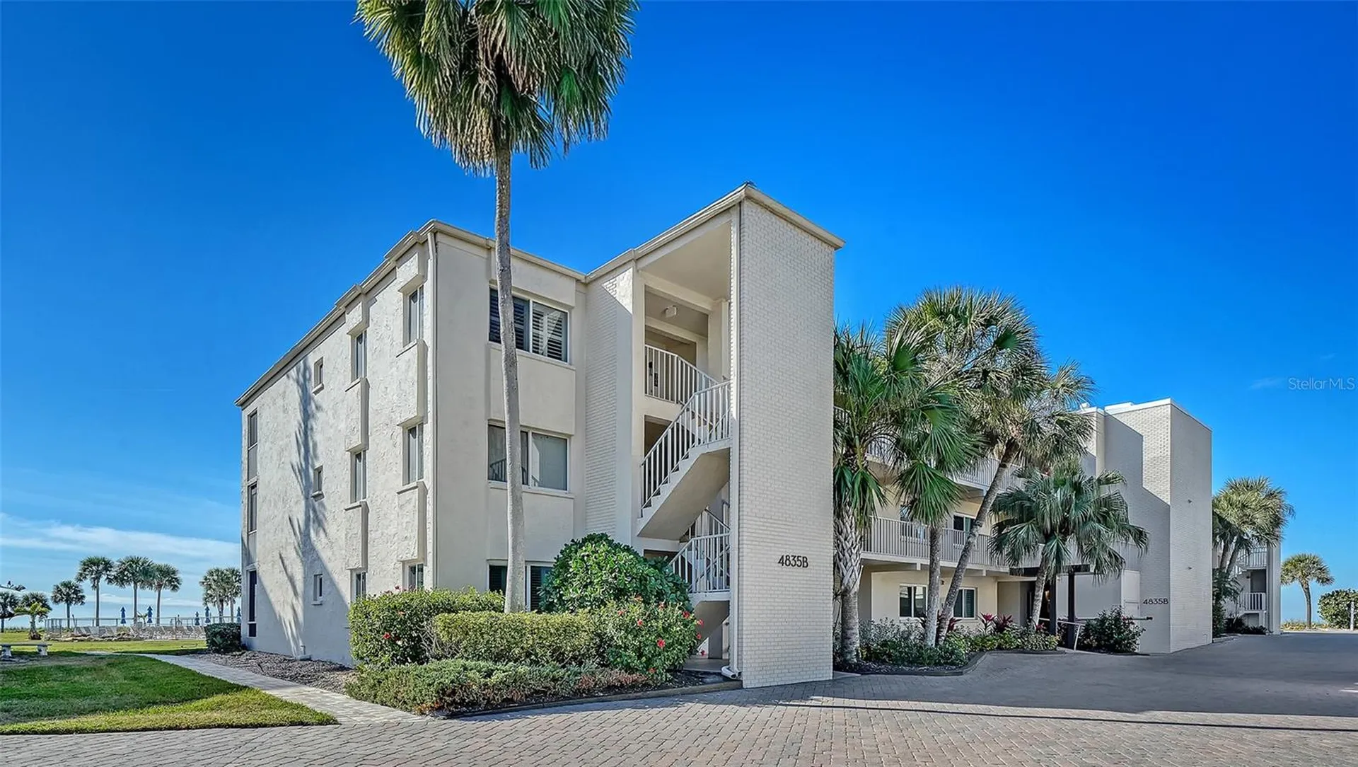 4835 Gulf Of Mexico Drive Longboat Key FL 34228
