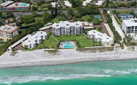 4835 Gulf Of Mexico Drive Longboat Key FL 34228