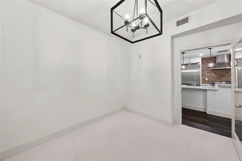 1208 E Kennedy Boulevard Tampa FL 33602