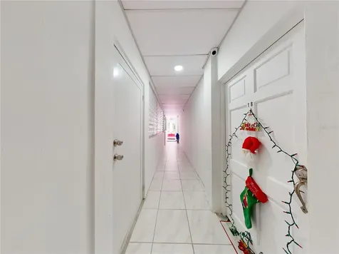 8 Calle Betances Manati PR 00674