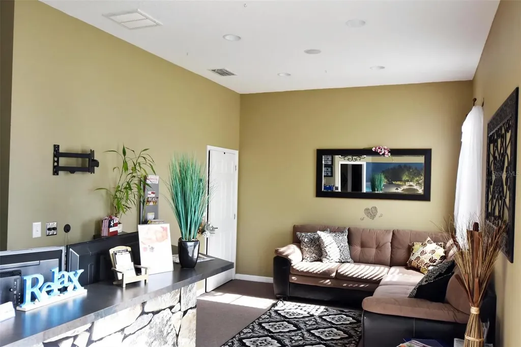 17749 Hunting Bow Circle Lutz FL 33558