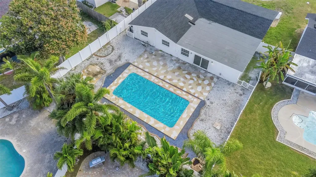 11419 47th Avenue N St Petersburg FL 33708
