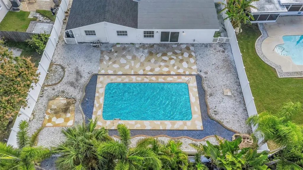 11419 47th Avenue N St Petersburg FL 33708