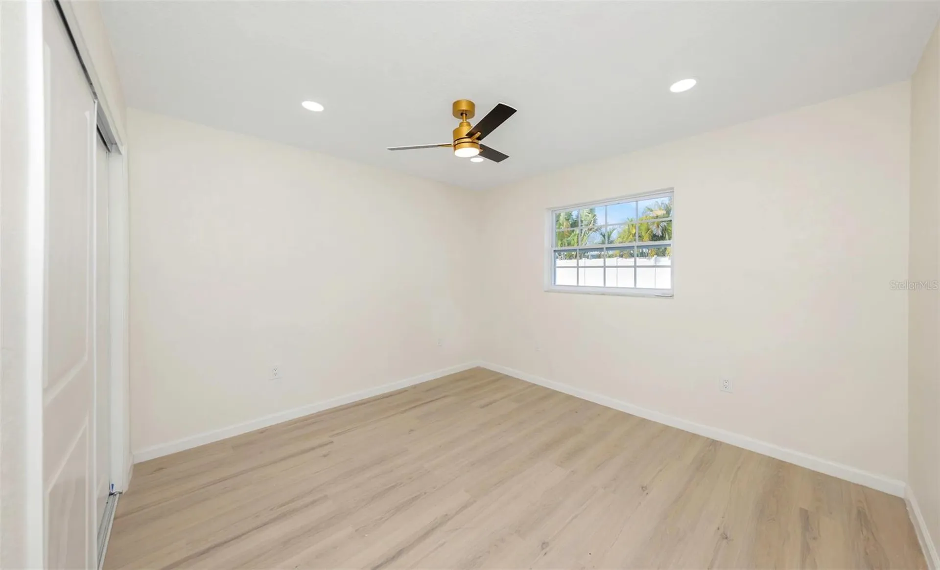 11419 47th Avenue N St Petersburg FL 33708