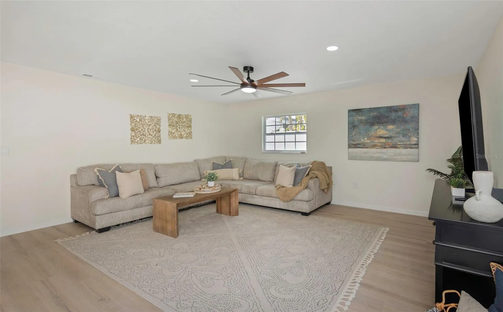 11419 47th Avenue N St Petersburg FL 33708