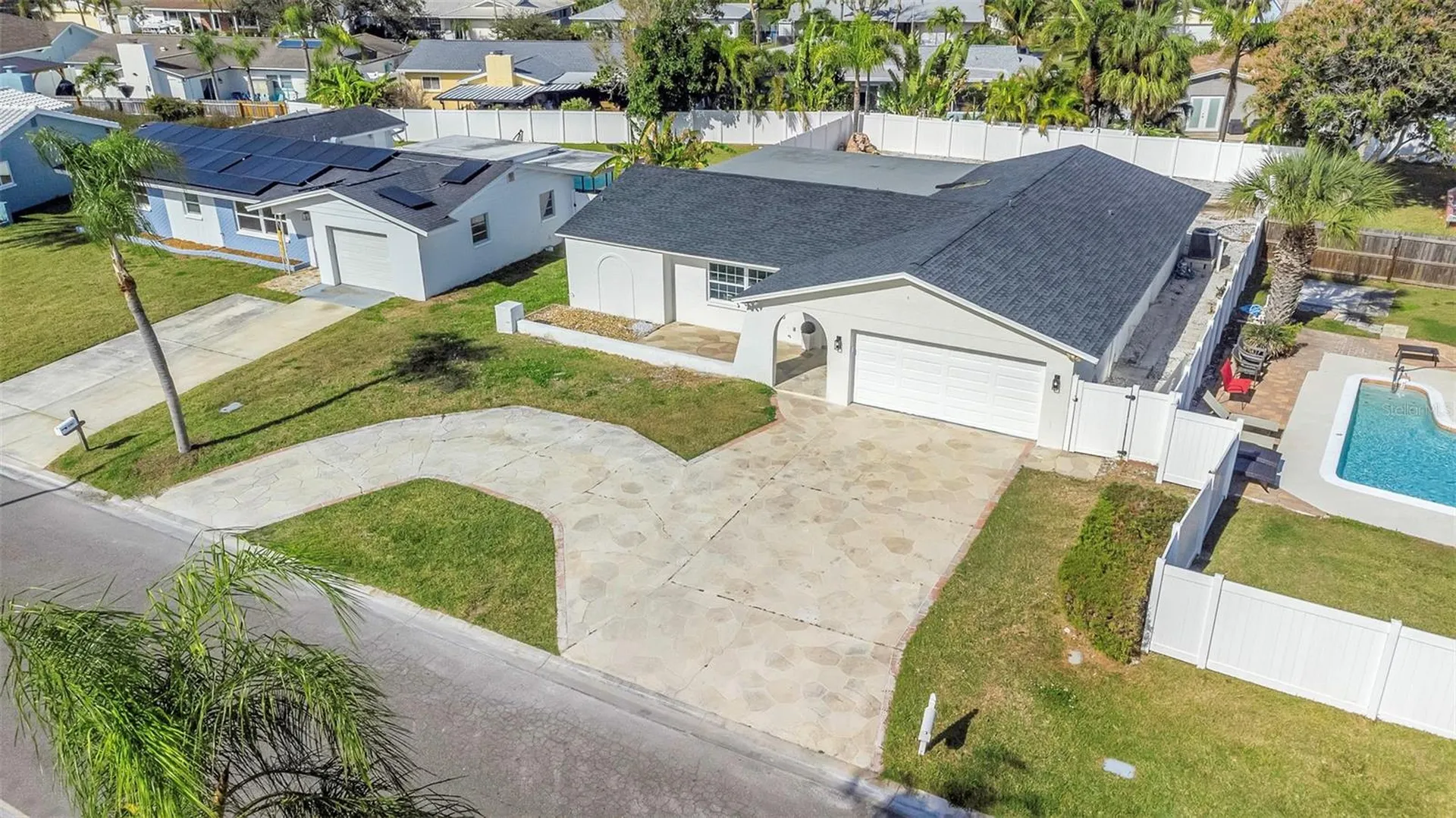 11419 47th Avenue N St Petersburg FL 33708