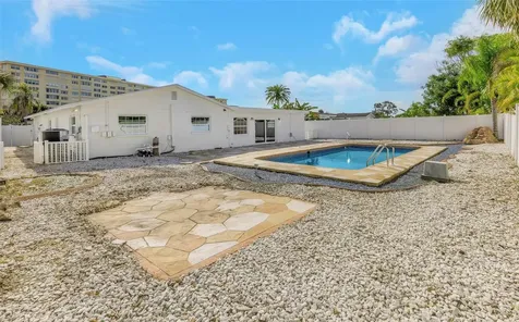 11419 47th Avenue N St Petersburg FL 33708