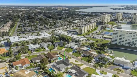 11419 47th Avenue N St Petersburg FL 33708