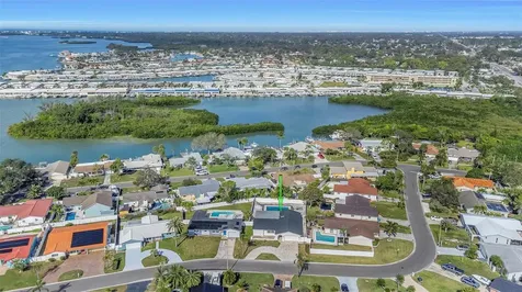 11419 47th Avenue N St Petersburg FL 33708